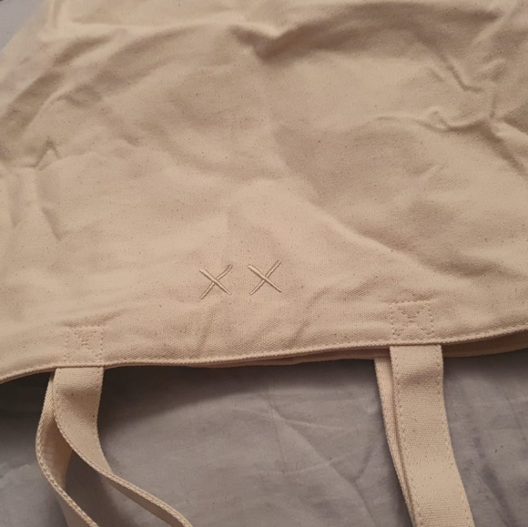 KAWS x Uniqlo Gone Tote Bag Color: Natural NWT - Picture 3 of 4